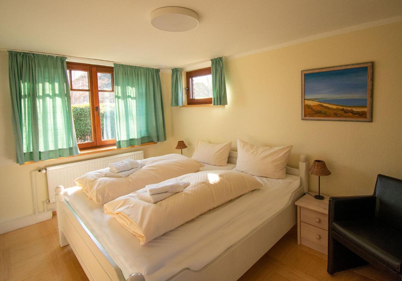 Inselhotel Kapitaen Tadsen / Amrum Nebel Eksteriør bilde